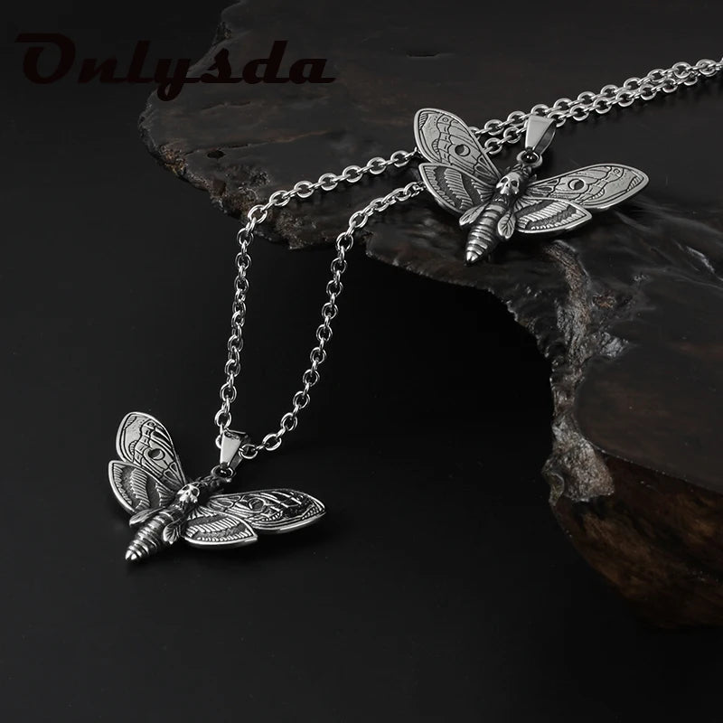 Pendentif papillon crane