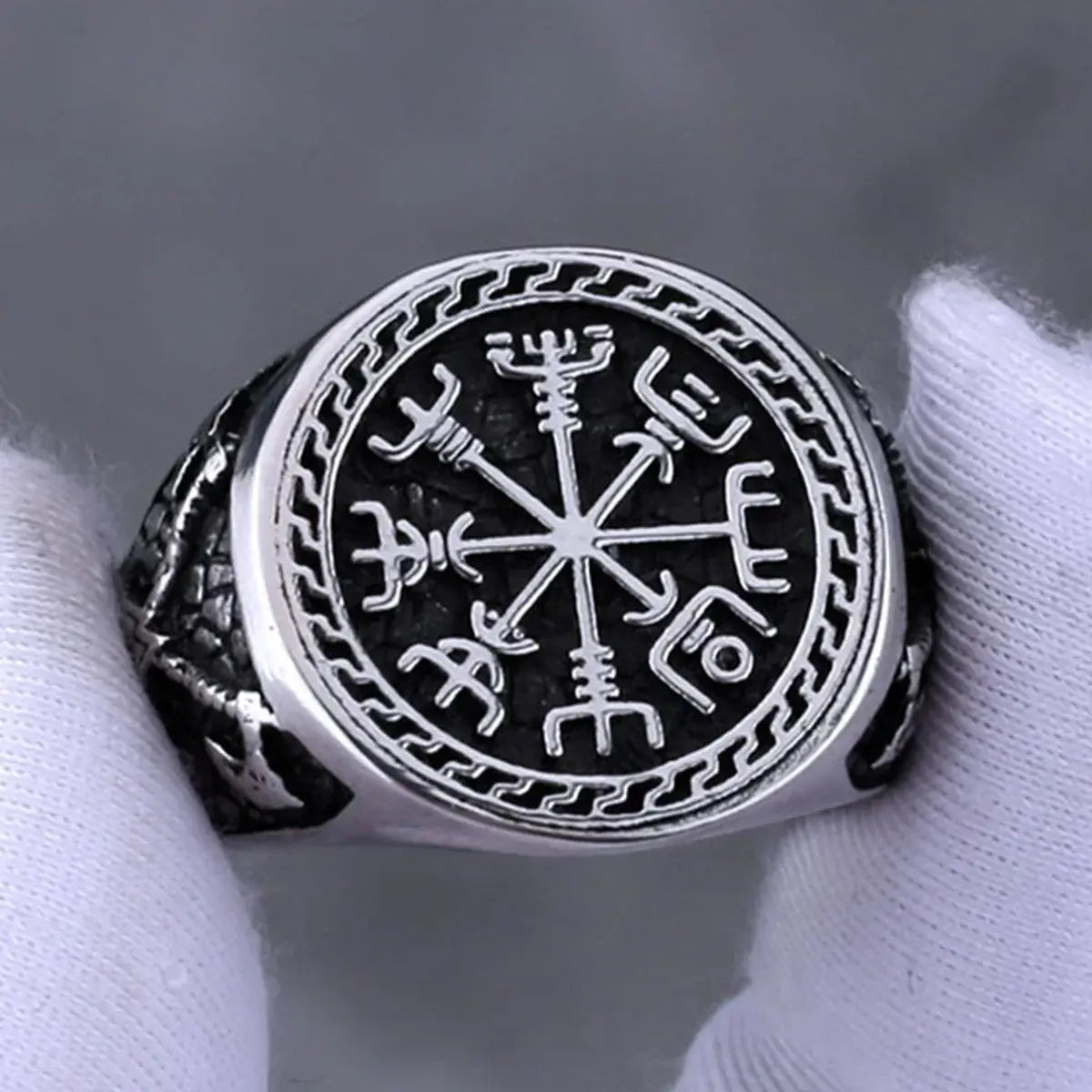bague runique viking en acier inoxydable 316L avec gravures de runes authentiques