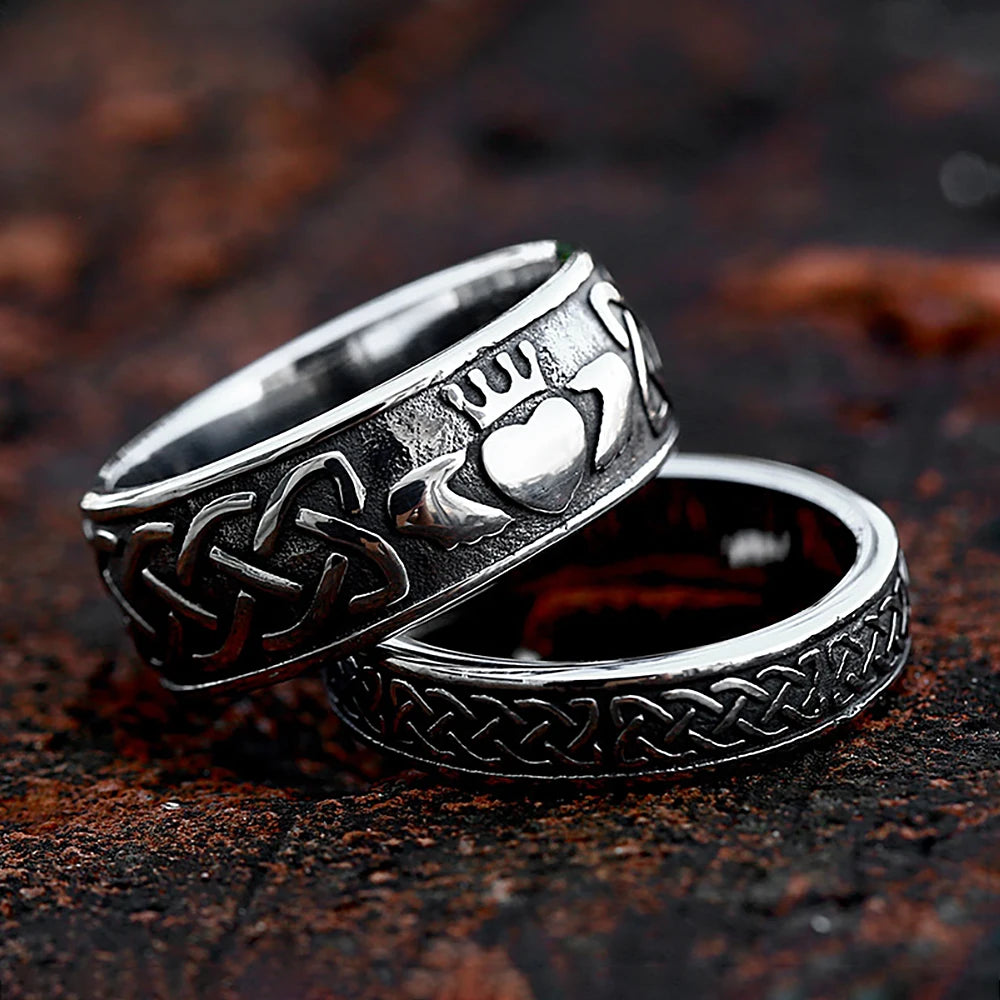 Les anneaux claddagh