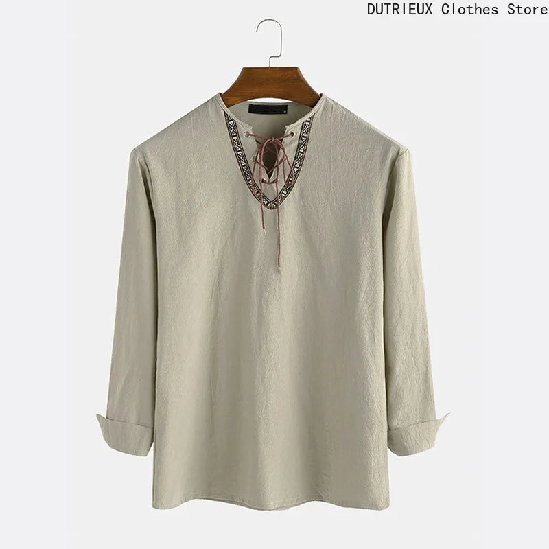 Chemise Vikings en coton et lin pour hommes, légère et confortable, avec détail de lacet à l'encolure.